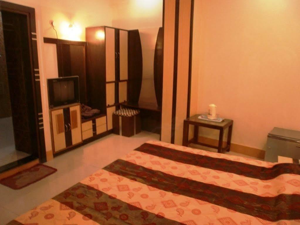 Hotel Sheel Gopal Vision Mathura Exterior foto
