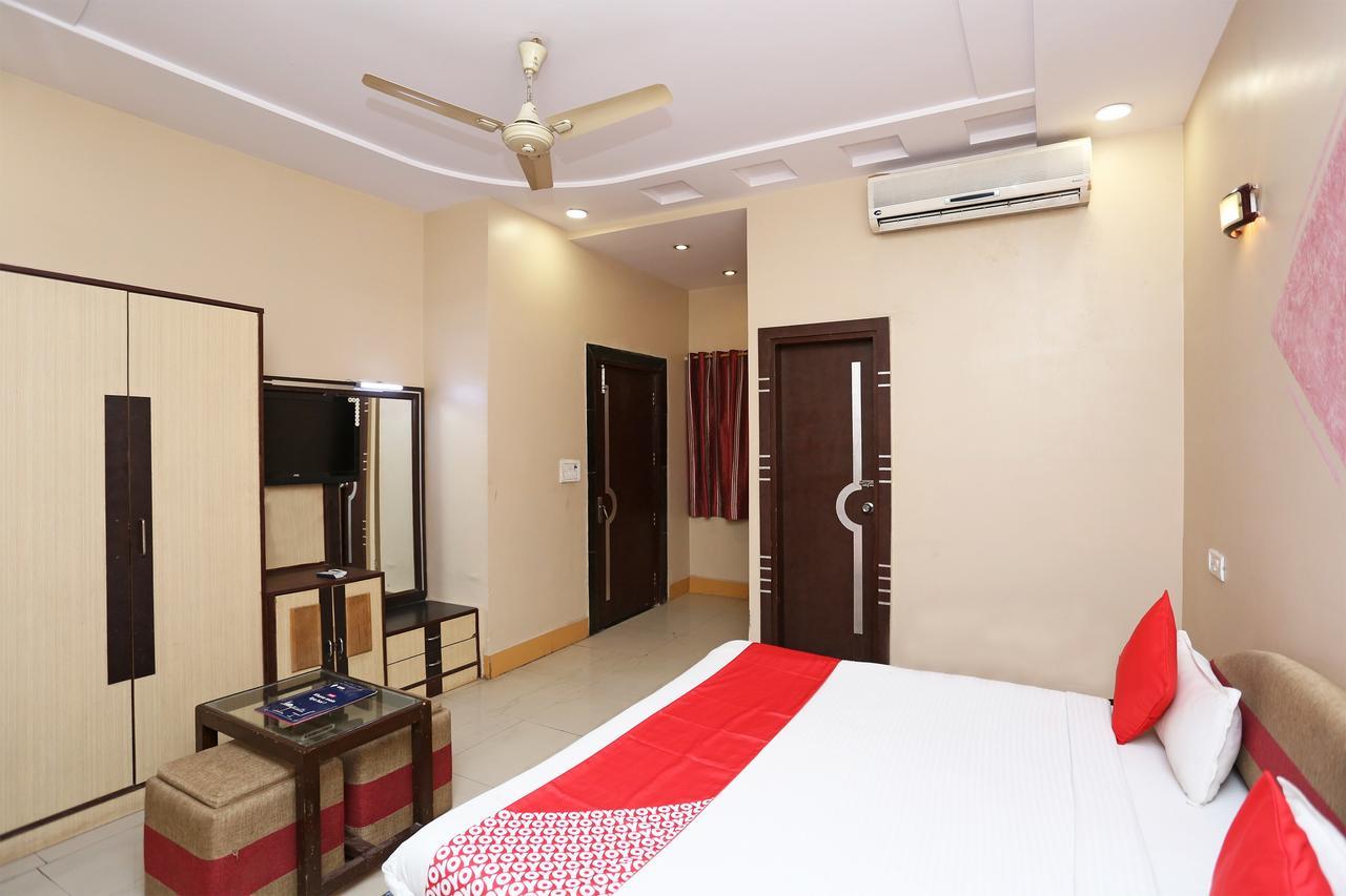 Hotel Sheel Gopal Vision Mathura Exterior foto